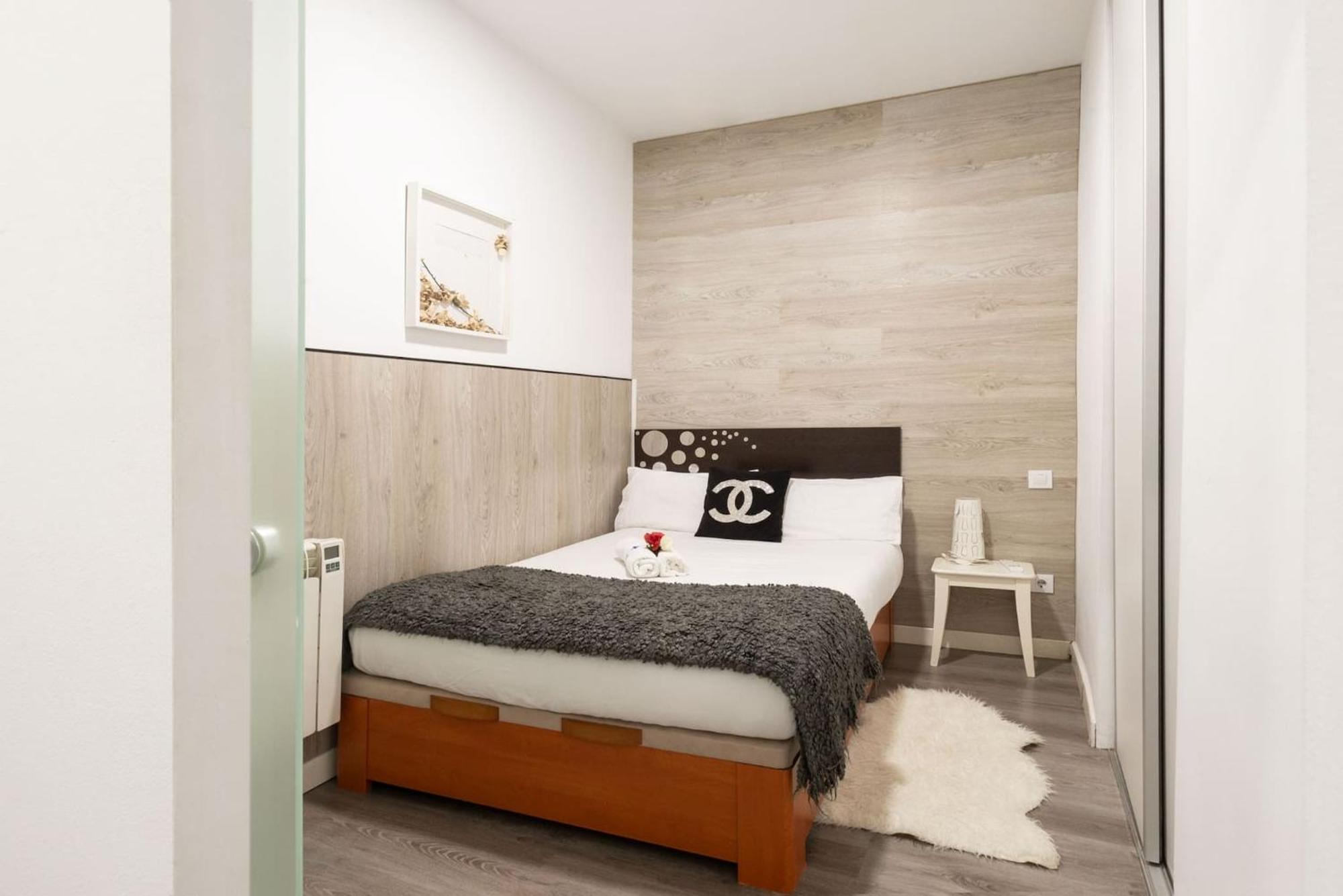 Apartamentos Day Madrid Plaza De Espana Centro Gran Via Sol Malasana Bagian luar foto