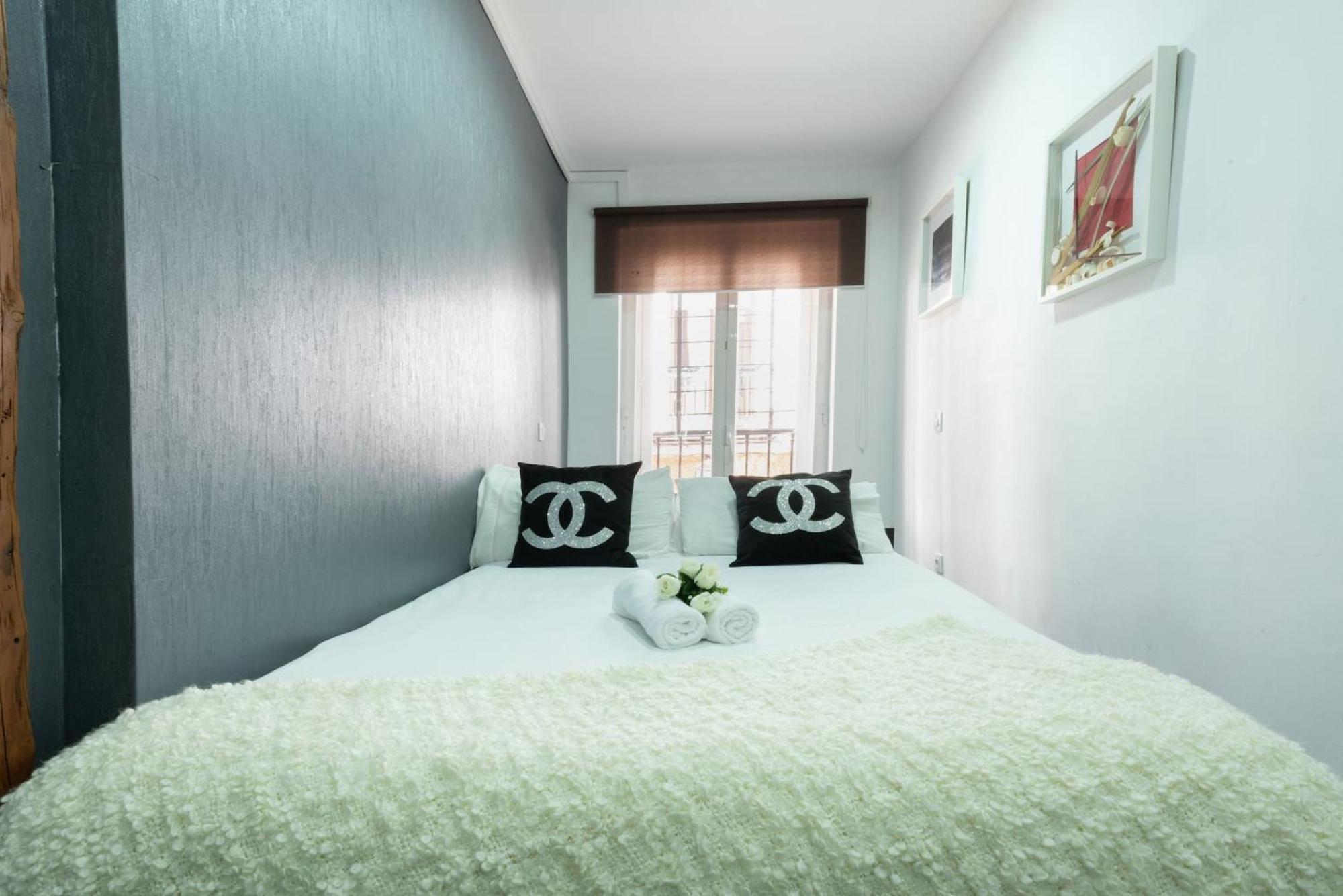 Apartamentos Day Madrid Plaza De Espana Centro Gran Via Sol Malasana Bagian luar foto