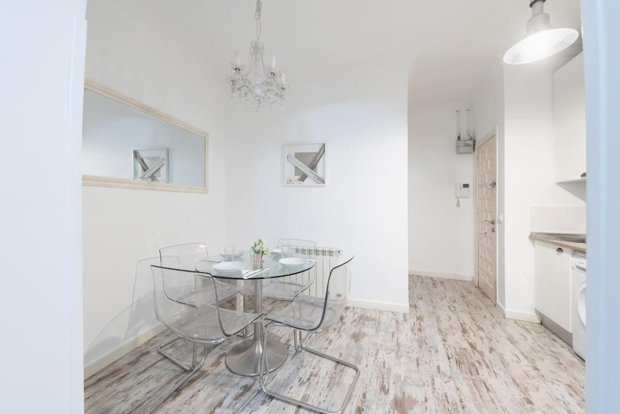 Apartamentos Day Madrid Plaza De Espana Centro Gran Via Sol Malasana Bagian luar foto