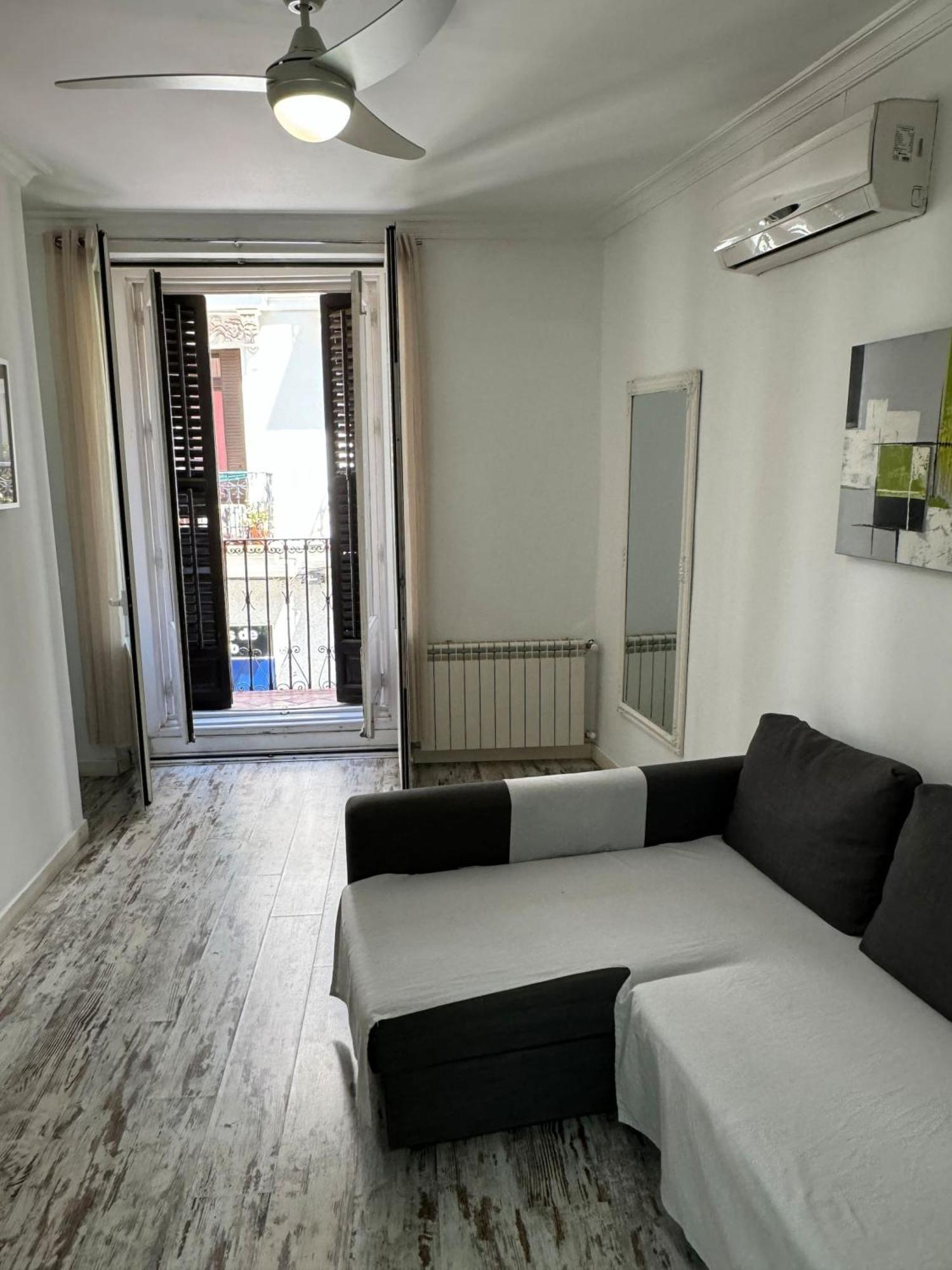 Apartamentos Day Madrid Plaza De Espana Centro Gran Via Sol Malasana Bagian luar foto
