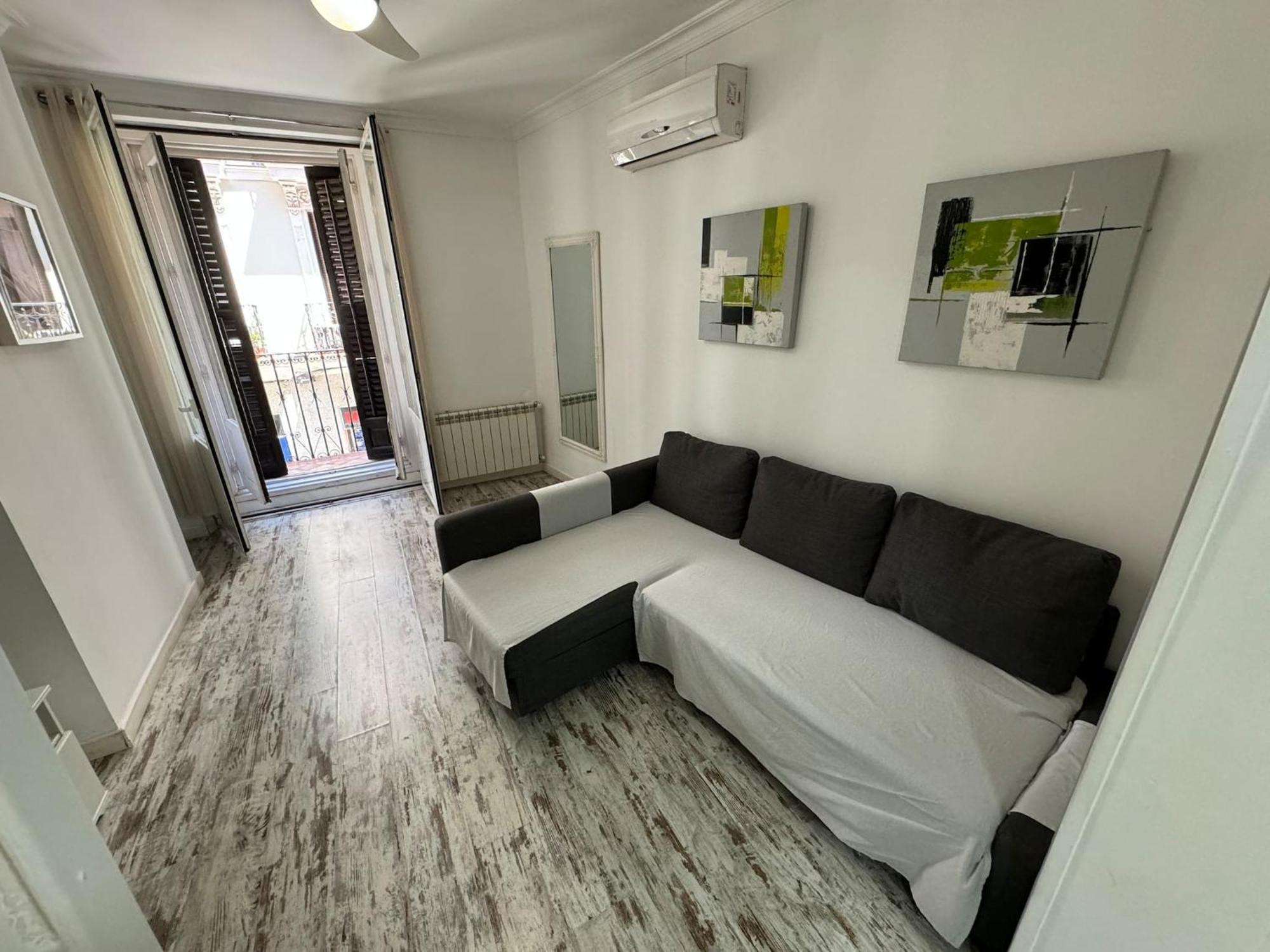 Apartamentos Day Madrid Plaza De Espana Centro Gran Via Sol Malasana Bagian luar foto